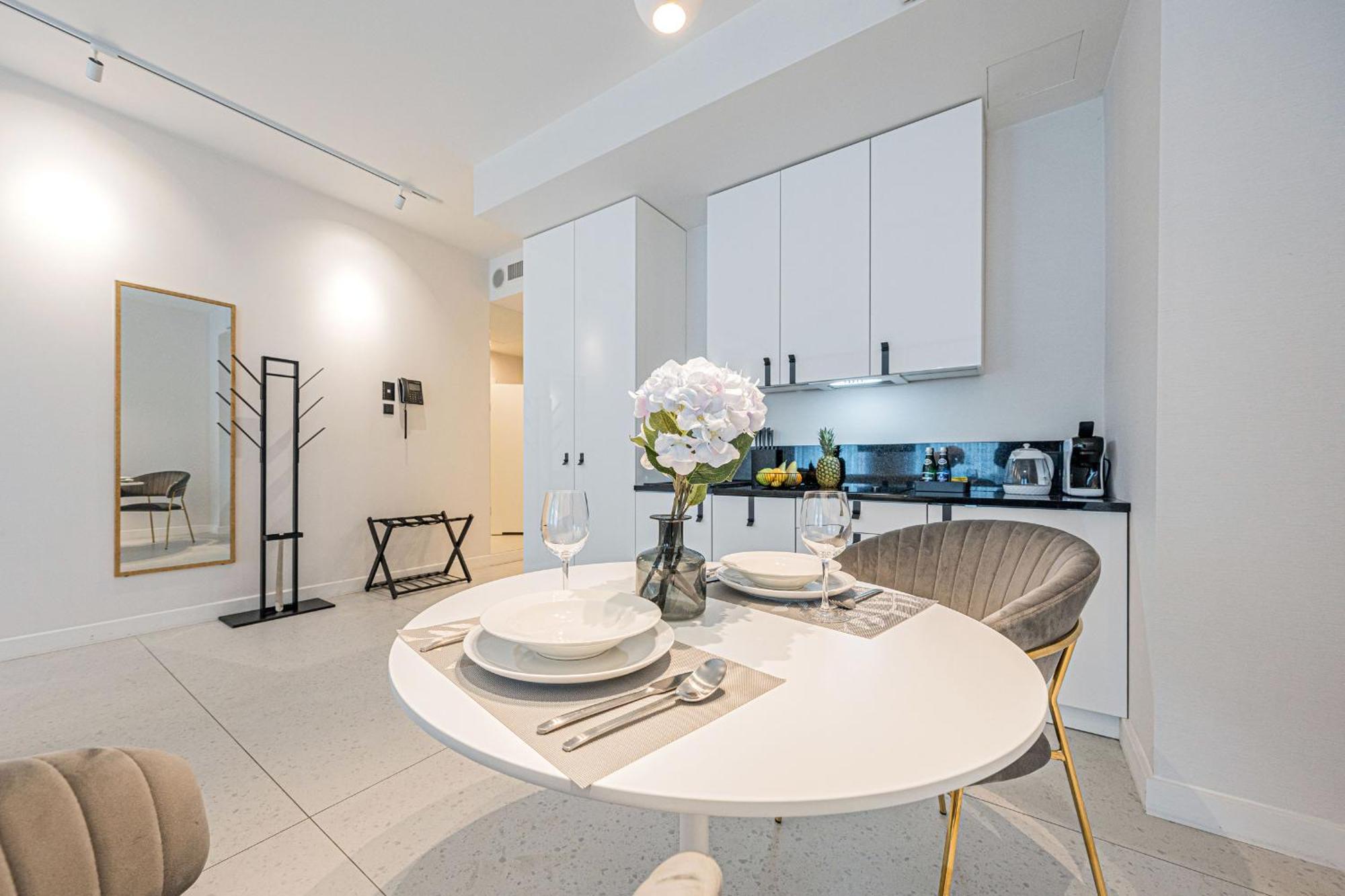غدانسك Deo Plaza Apartamenty Premium By Rent Like Home المظهر الخارجي الصورة