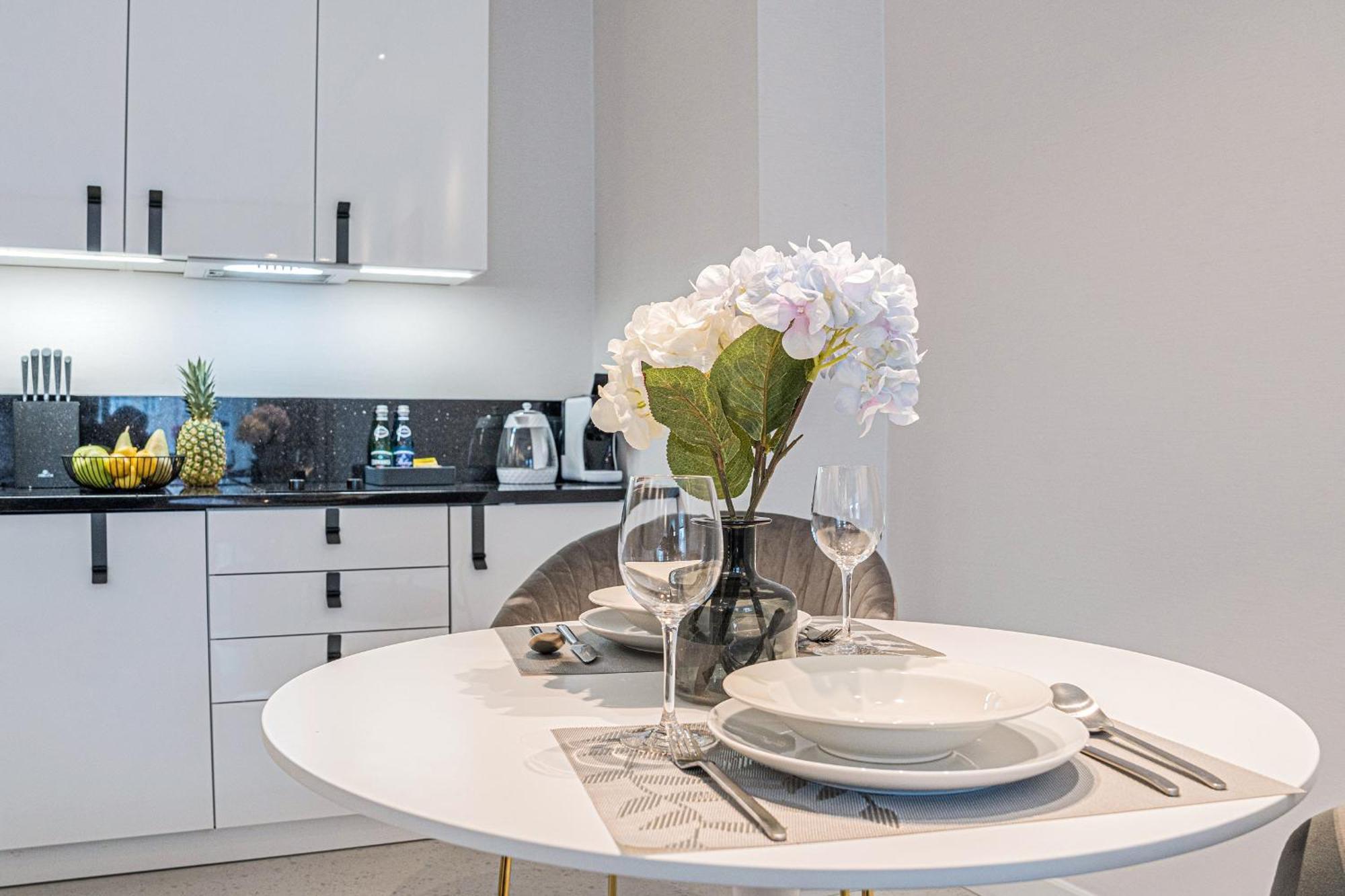 غدانسك Deo Plaza Apartamenty Premium By Rent Like Home المظهر الخارجي الصورة